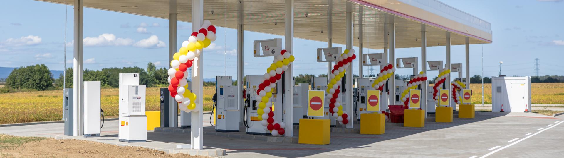 Megnyílt a Shell harmadik kamionos gyorskútja Vépen Megnyílt a Shell harmadik kamionos gyorskútja Vépen